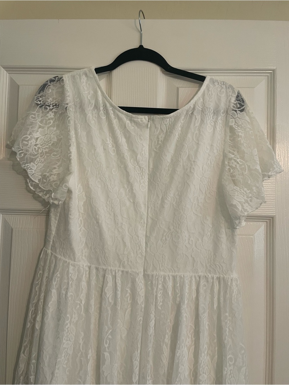 V-Neck Short Sleeve Laced Dress - Picture 6 of 7